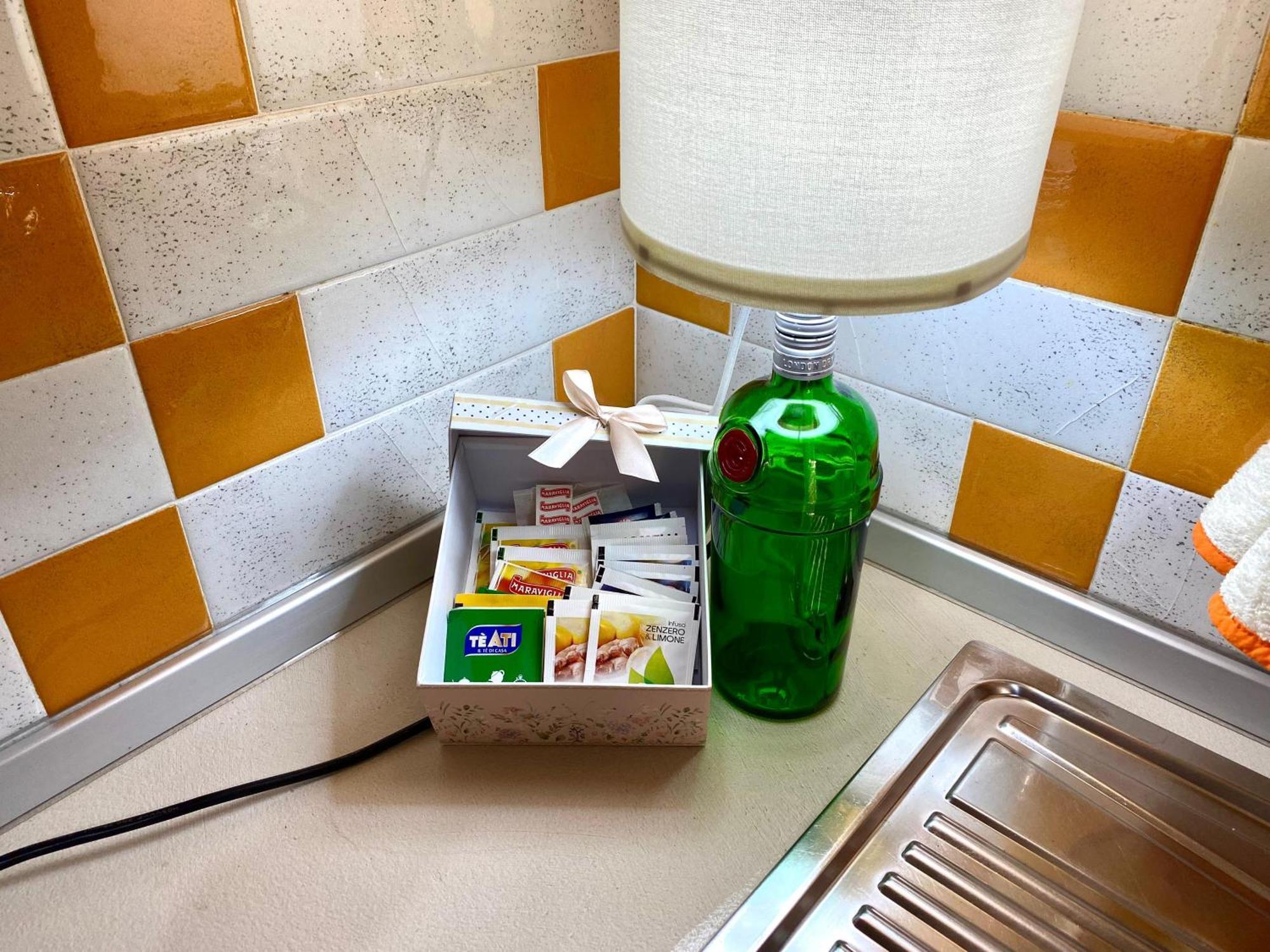A Casa Di Don Peppino Apartment Салерно Екстериор снимка