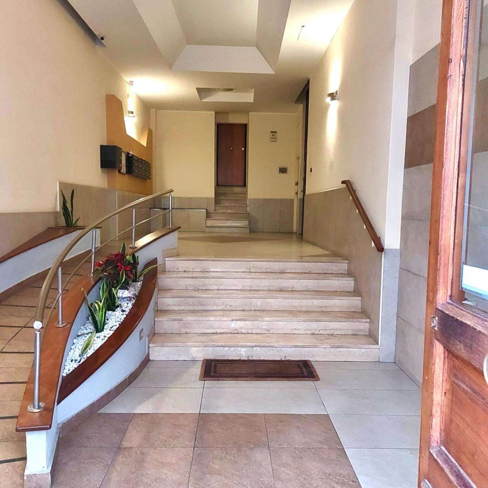 A Casa Di Don Peppino Apartment Салерно Екстериор снимка